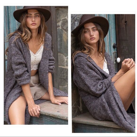 COPY - 𝅺wool Blend Chunky Boucle knit Hooded Cardigan in Caramel - Picture 11 of 15